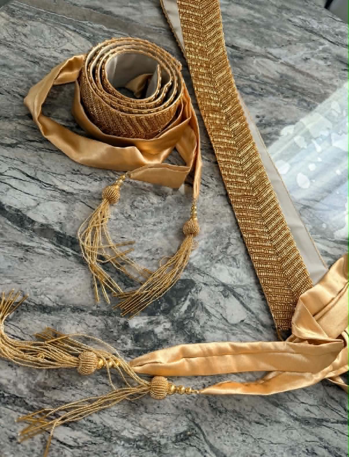 Beaded belt (Gold)