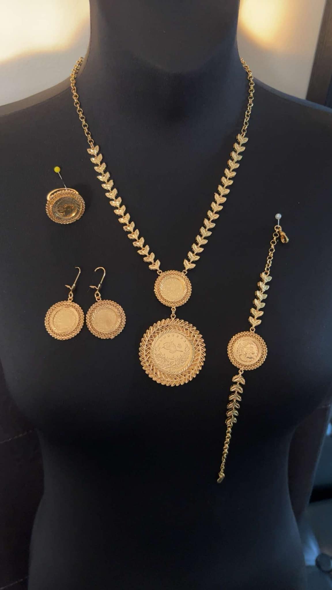 4 Pieces Gold-Plated Set