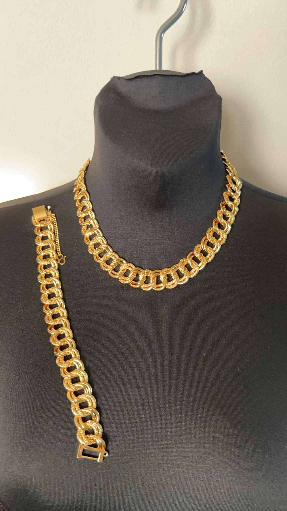 24k Gold-Plated Necklace and Bracelet Set