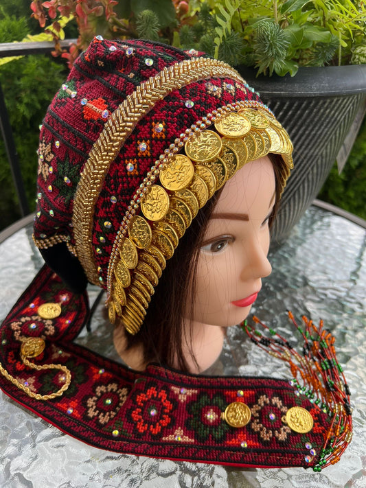 Waqaya with gold-plated coins