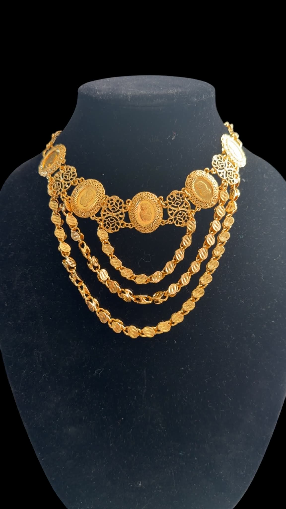 Gold plated choker ￼