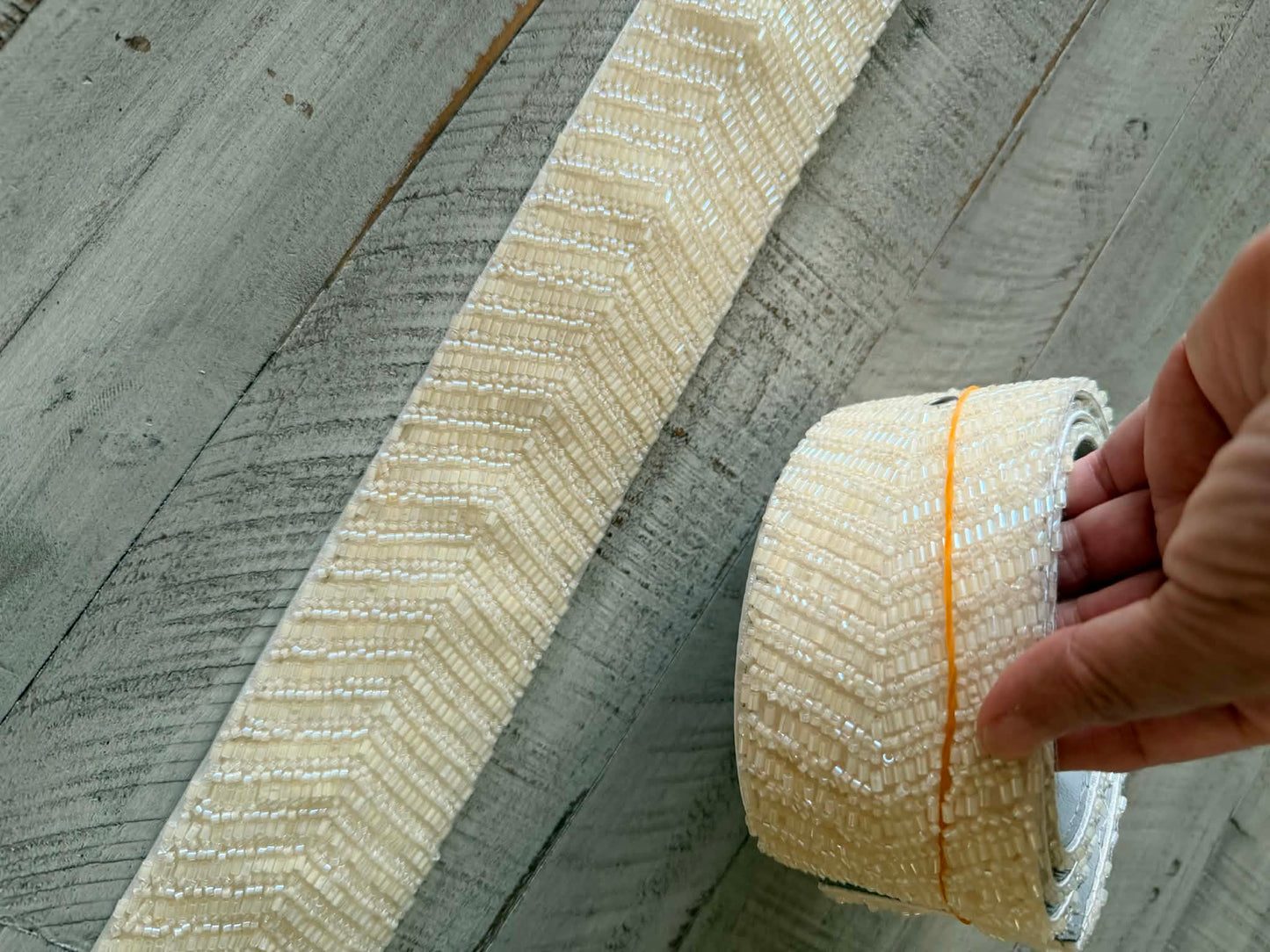 Beaded belt (Off-white)